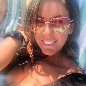 Meet your Posher, Gabrielle